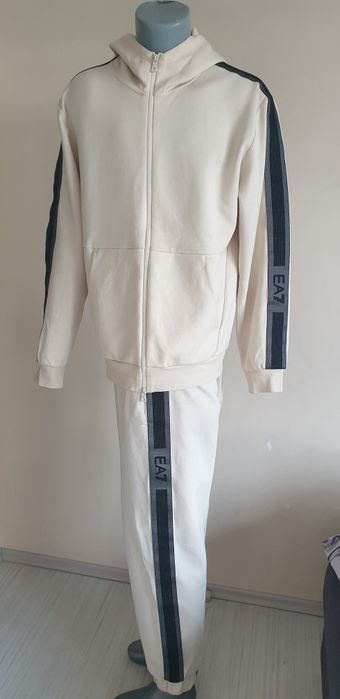 Emporio Armani EA7 Mens Size L ОРИГИНАЛ! Мъжки Екип / комплект!