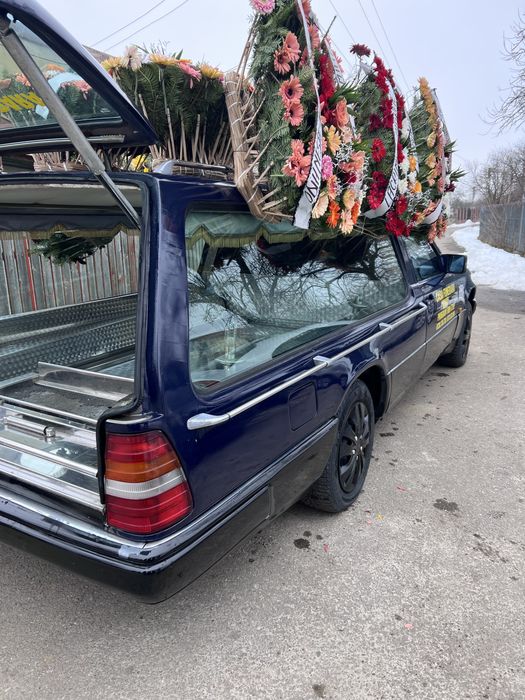 Vand Masina Funerara w 124