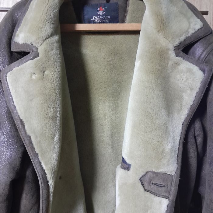 Продам дубленку б/у 5000т