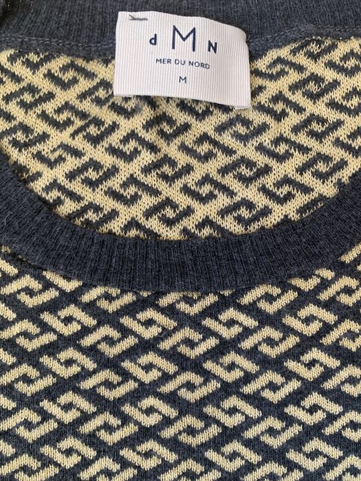 Пуловер / блуза с дълъг ръкав