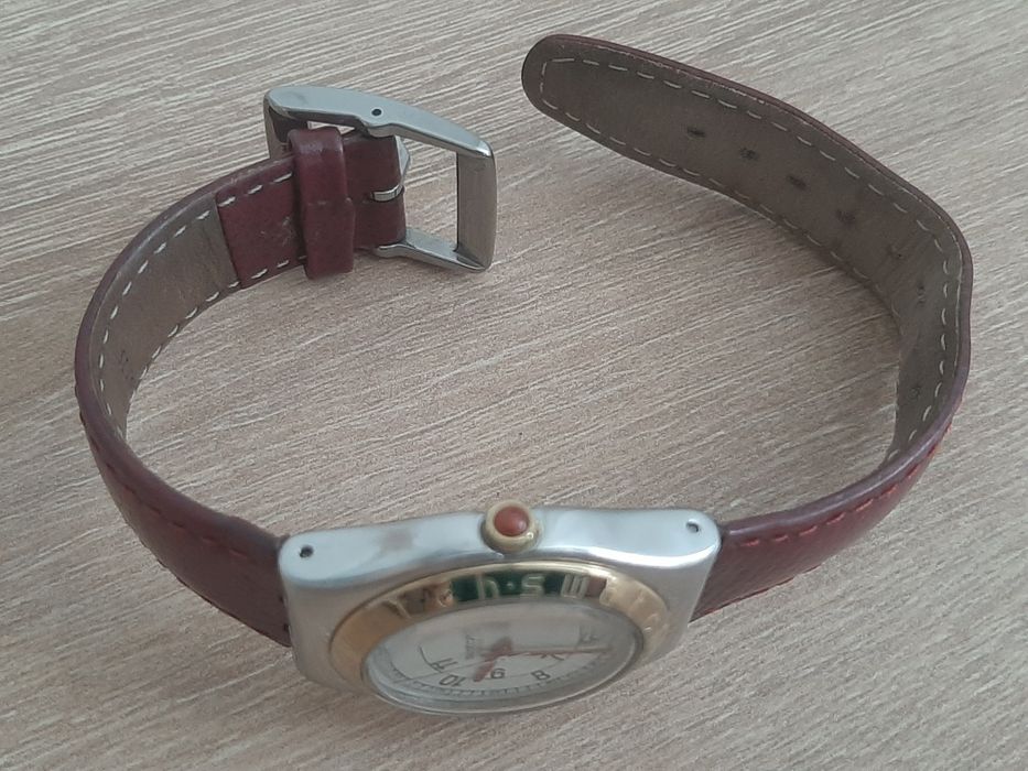 Ceas Swatch Irony Lady "Red Pearl" - Mecanism Quartz Elvețian