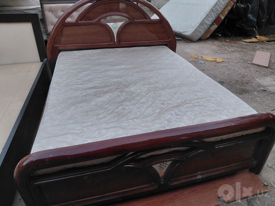 Продам кровать для спальни