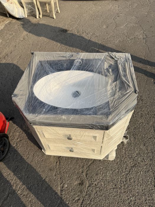 Умывальник с тумбой (Б/У)