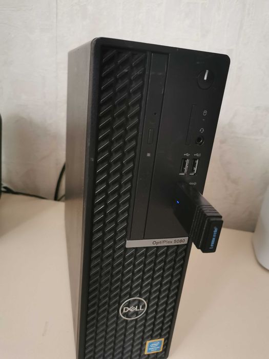 Продавам Dell Optiplex 5080 SFF LGA 1200