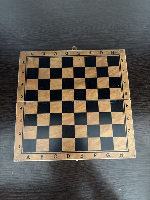Настольная игра шахматы