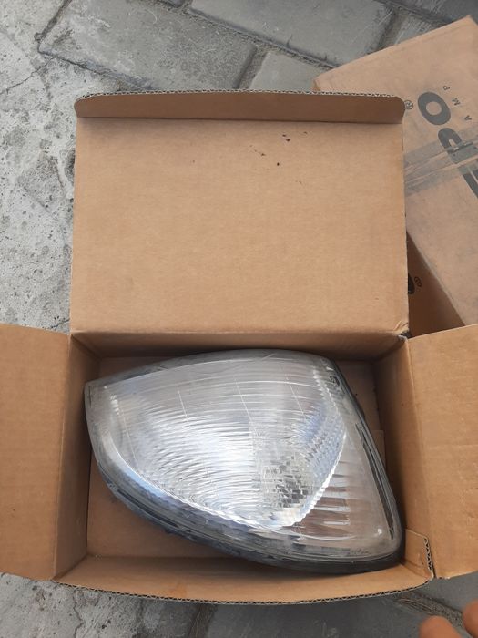 Ланд крузер 100 , фары оригинал