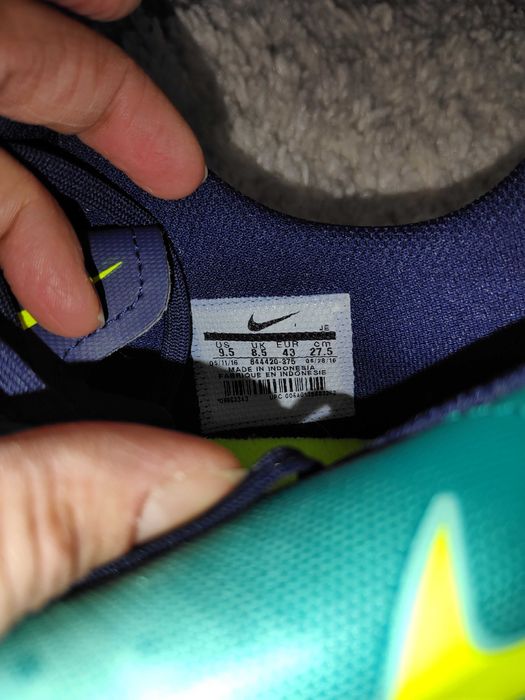 Nike футбол 43 бутонки