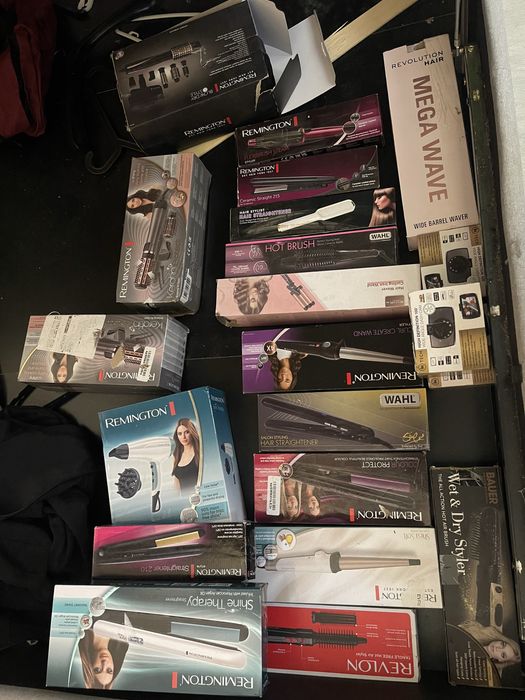 Vand tot ce se vede in poze la un pret buna