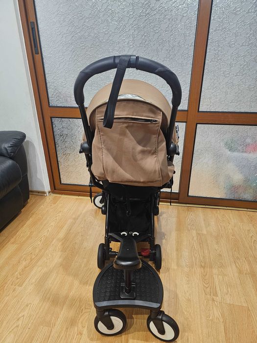 Vând cărucior Babyzen YOYO (culoare beige + YOYO Board pentru toddler.