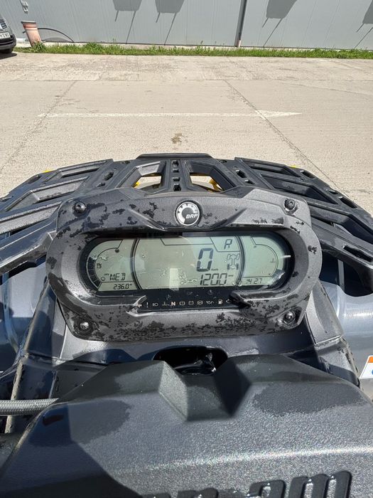Se vinde Can-am 2022 1000 r MODEL FARA ABS