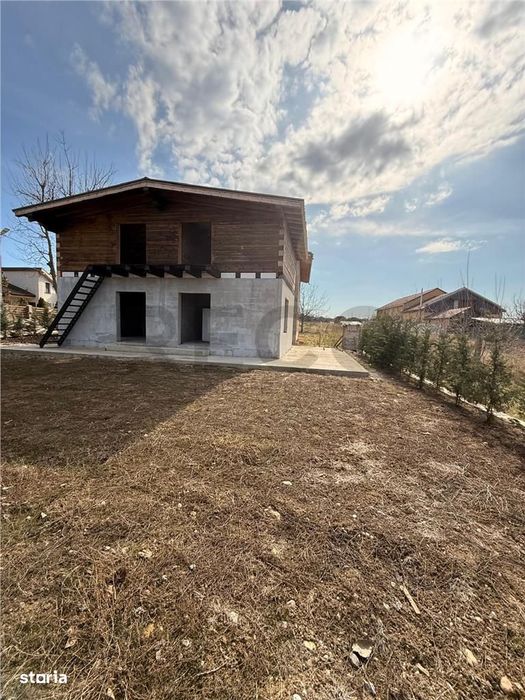 RECO Casa  Cvadruplex de vanzare in Baile 1 Mai , aproape de Aqua Park