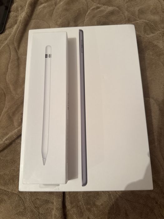 Apple iPad 10.2 ,2021