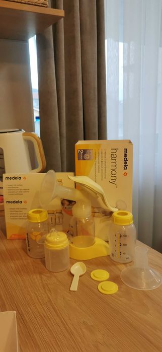 Ръчна Помпа за кърма Medela