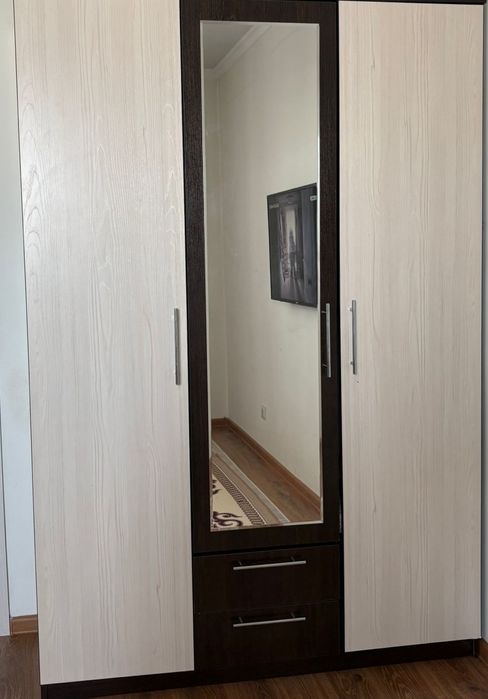 Продам шифоньер!