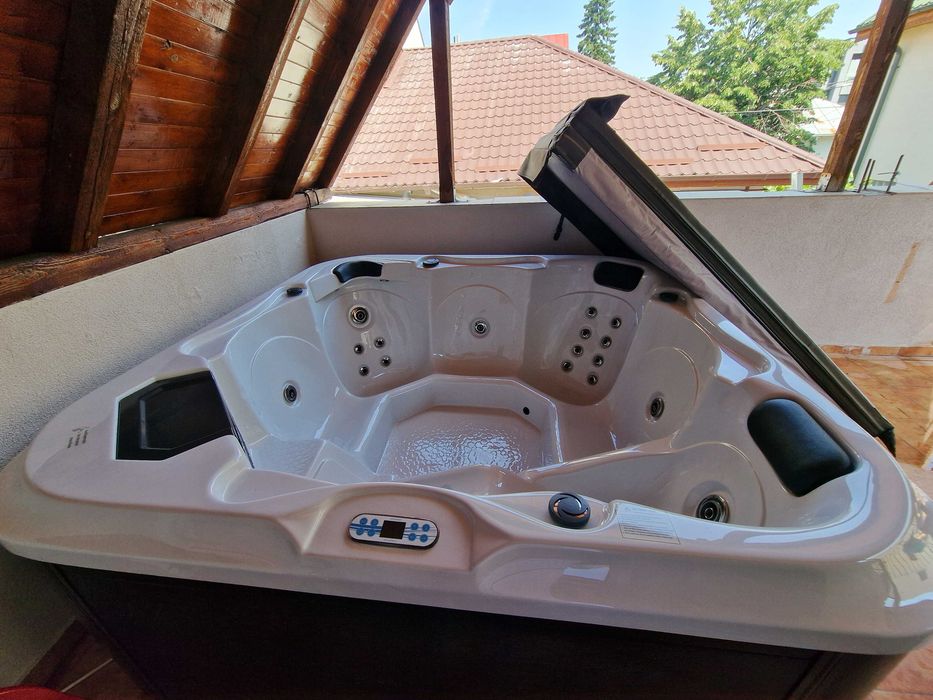 Vand Piscina Jacuzzi