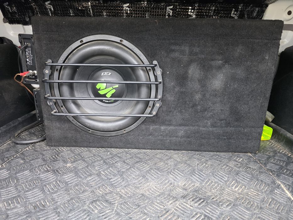 Subwoofer auto deaf bonce machete