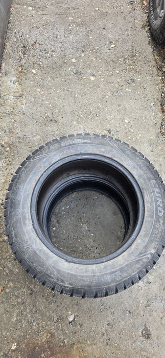 Шины 2шт. 205/60 R15 шип