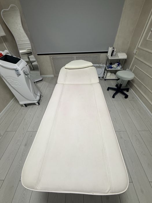 Продам классную кушетку 2 штуки