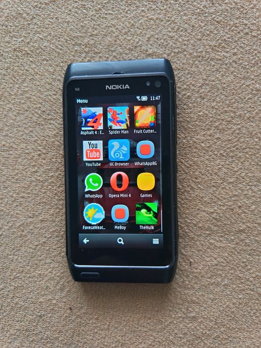 Pentru colectionari Nokia N8