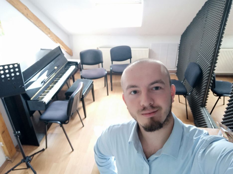 Lecții de pian, acordeon, blockflöte și teoria muzicii pentru începăto