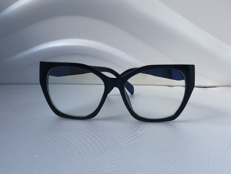 Прозрачни дамски очила за компютър