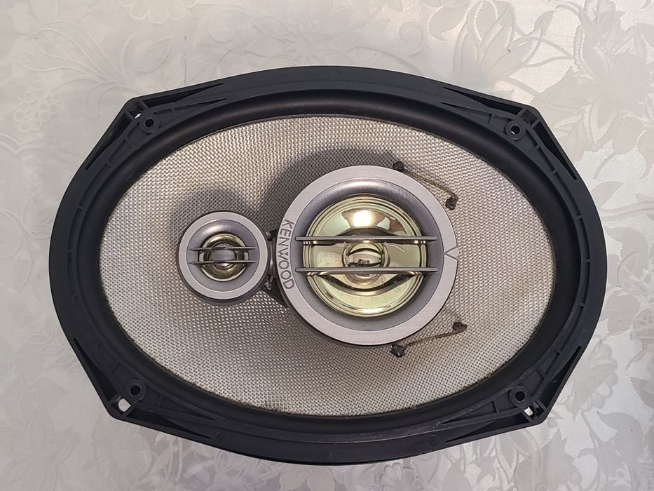 Продам колонки оригинальные kenwood kfc hq718 320w