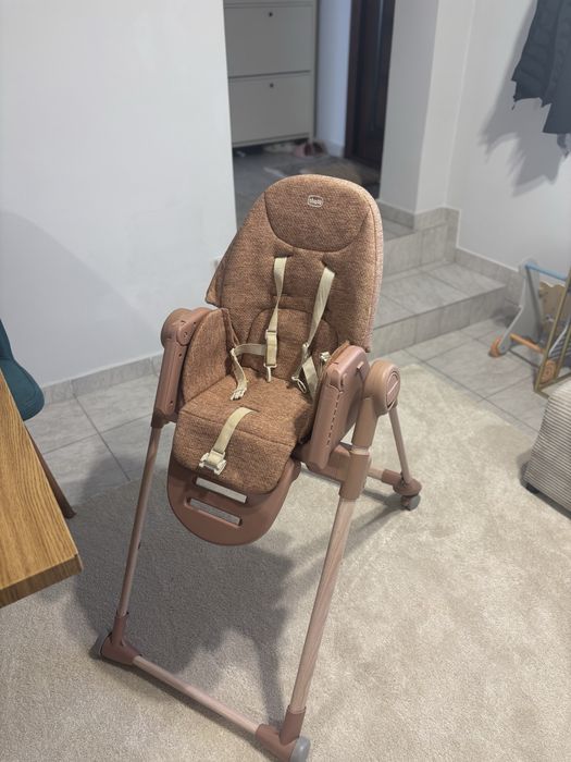 Scaun de masă Chicco pentru bebe – reglabil și pliabil
