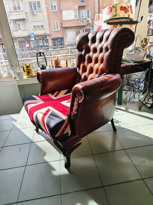 Кресло фотьойл тип Честърфийлд