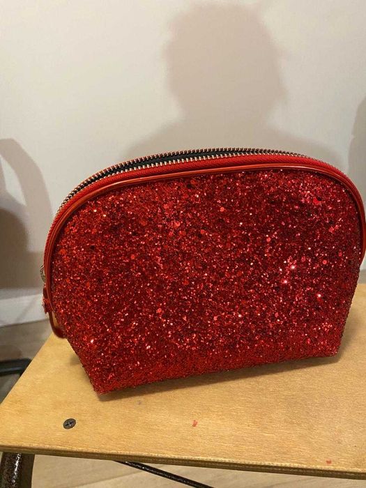 Новая косметичка Victoria secret