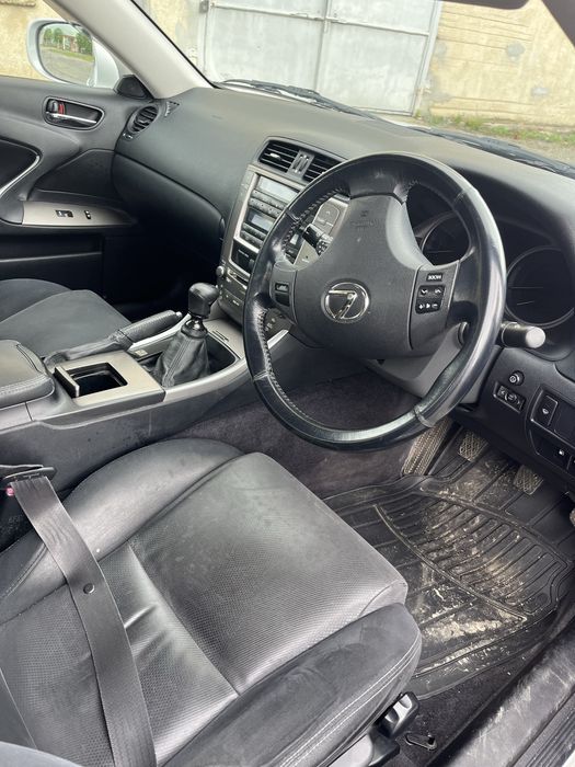 Лессус is220 на части