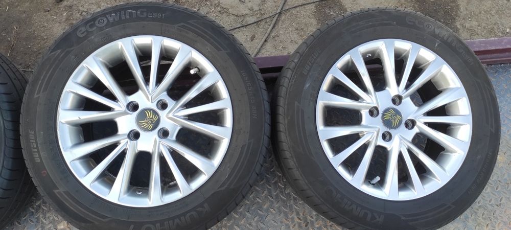 Продам диски с резиной R15
