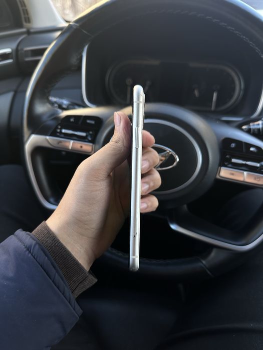 Iphone 11 сатылады