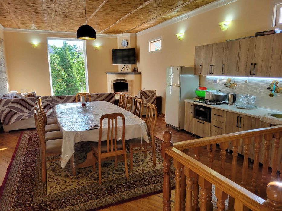 Продаю дачу в Чимгане (готовый бизнес)