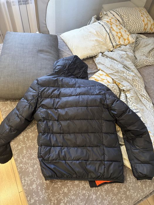 Продам куртку демисезонную s