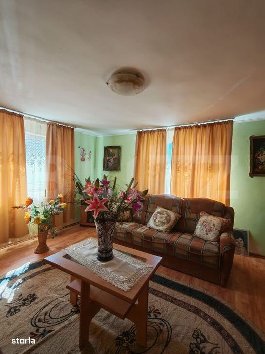 Casa 83 mp, 650 mp teren, in Moldovenesti