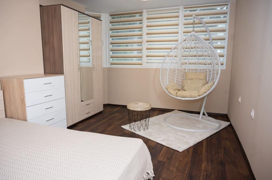 Дава се под наем Тристаен апартамент в София, Витоша - 100 кв.м за 1150 € - Снимка #5