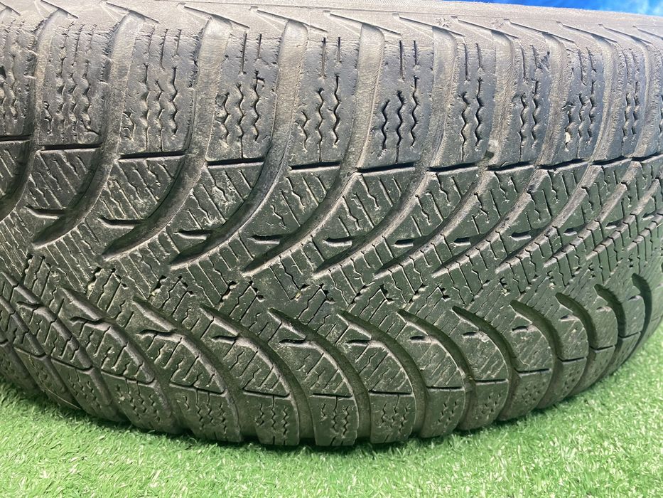 Roata rezerva OEM Originala Vw Seat Skoda R 16 5X112 6JX16H2 Et 40 8D0601027A cu anvelopa SH Michelin Alpin 205 55 16