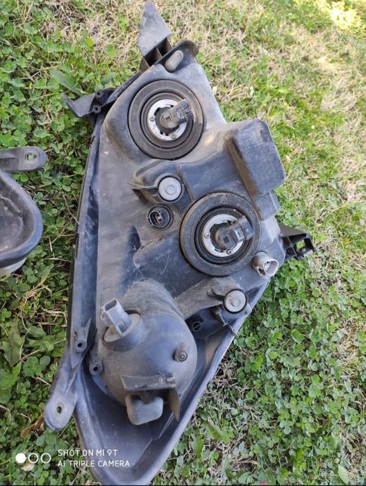 Фарове toyota corolla verso