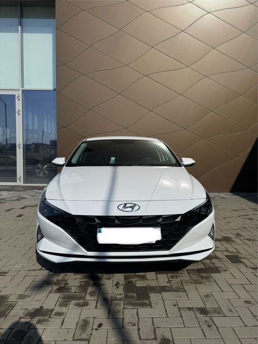 Продам Hyunday Elantra 2023 года