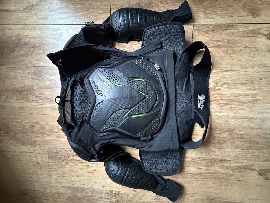 Acerbis Korazza L/XL  ризница