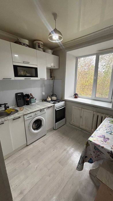 Продается 2 ком квартира район Айгуль