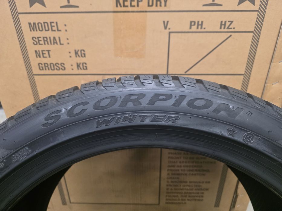 275/40/21 & 315/35/21 4бр.PIRELLI SCORPION WINTER-BMW-DEMO