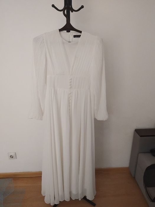 Продам вечерние платья