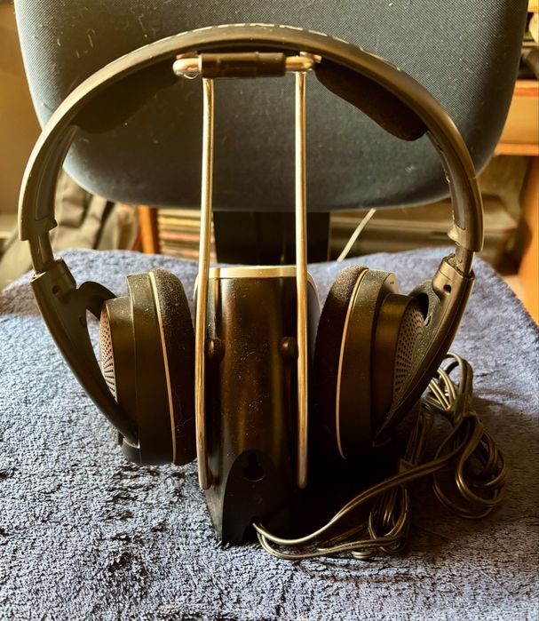 Vând căști Sennheiser HDR 120 II