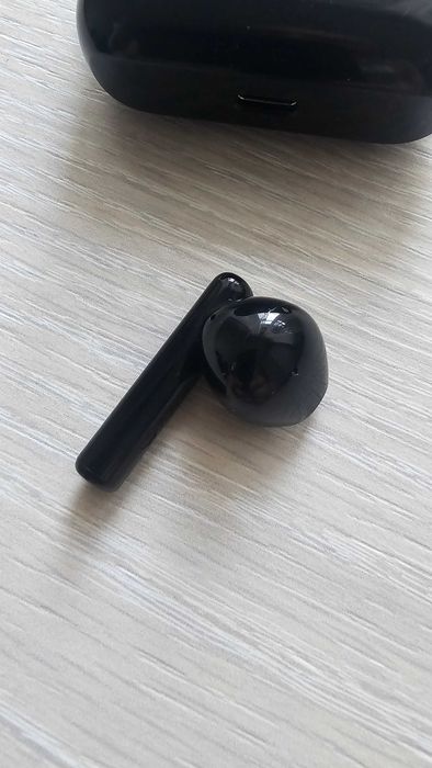 Căști wireless JVC – doar casca stângă