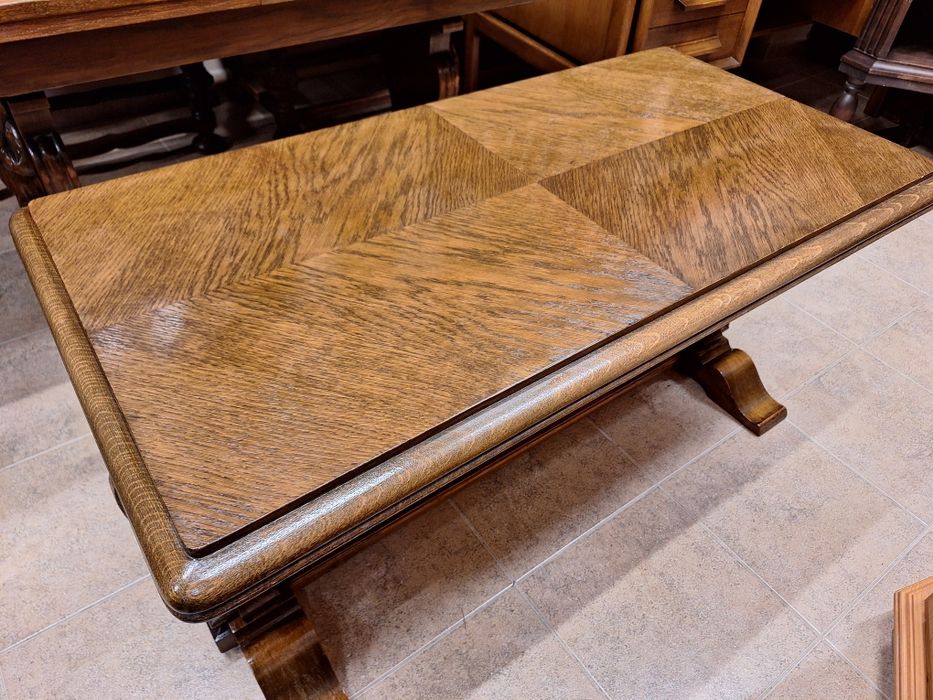 УНИКАТ! Маса за трапезария с богата дърворезба