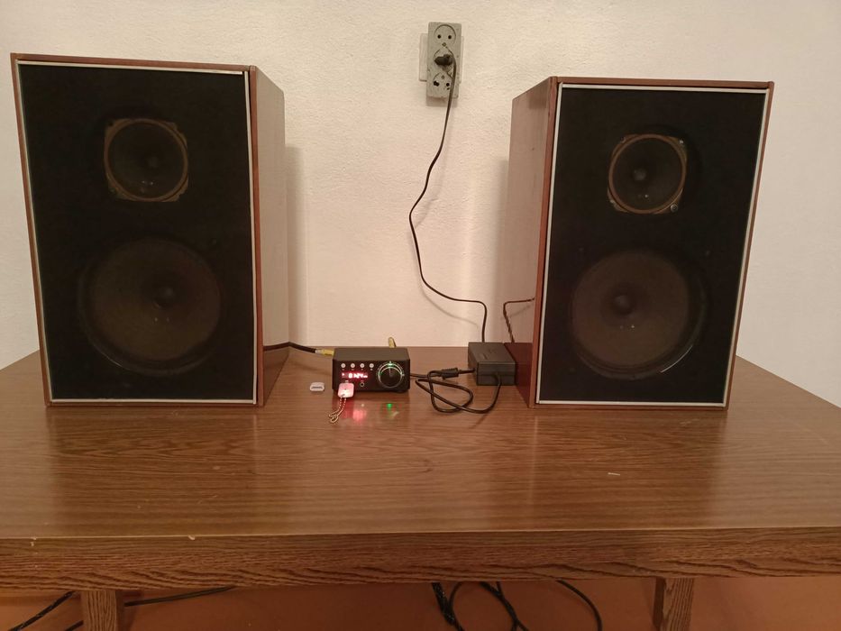 Усилитель D класса с акустикой.