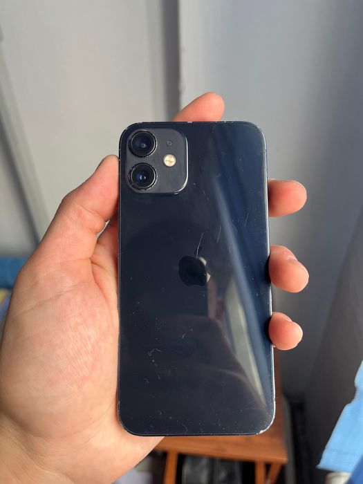 Айфон 12мини. …….