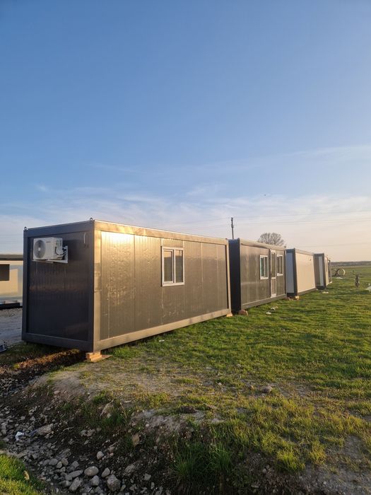 Vând containere modulare 6x5