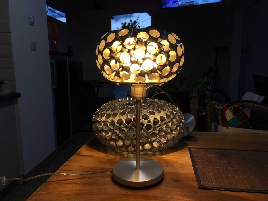 Настолна лампа и пендел EGLO